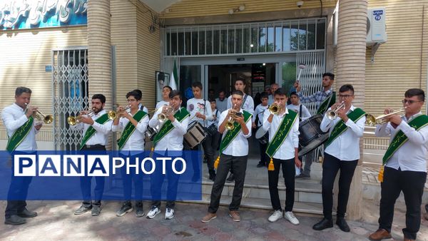 حضور کاروان زیر سایه خورشید در نایین