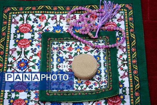 نماز باران، همخوانی زمین و آسمان در دبیرستان ولایت بهارستان‌دو