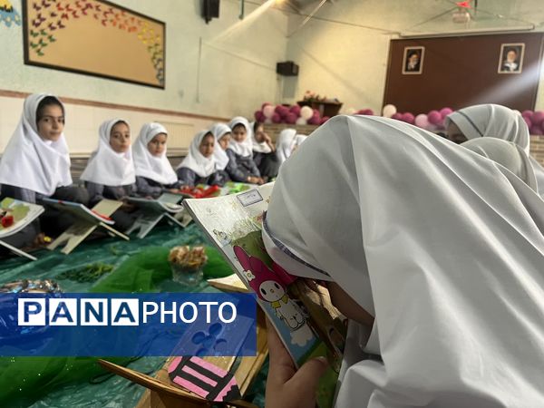 گشایش سفره نور در دبستان احمد کاظمی ۲؛ جشن قرآن کلاس دومی‌ها 