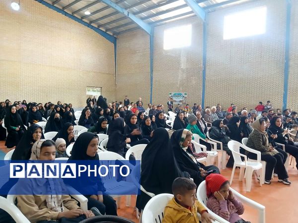 جشن باشکوه انار در روستای نقاب خلیل آباد