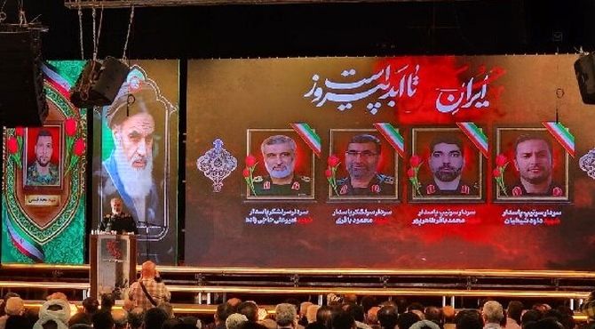 سردار فدوی: همه عالم در جنگ تحمیلی ۱۲ روزه پای کار آمدند اما شکست خوردند