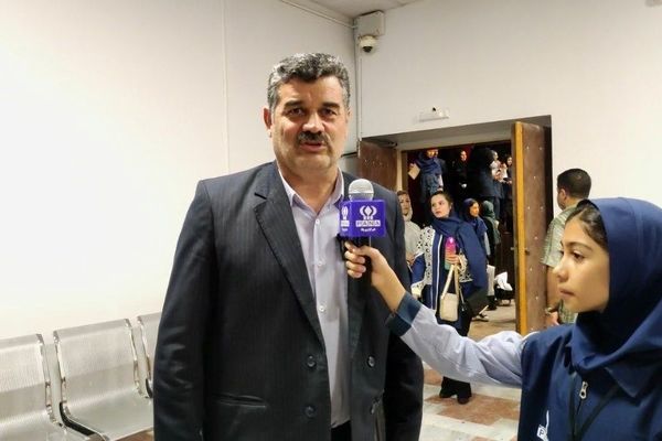 تقدیر از دانش‌آموزان برتر ورزشکار مدرسه ضحی ۲