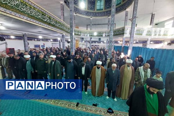 نماز جمعه فیروزکوه میزبان میزهای خدمت و ایستگاه سلامت