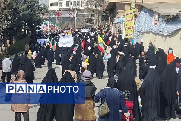 راهپیمایی پرشور ۲۲بهمن در رودهن 