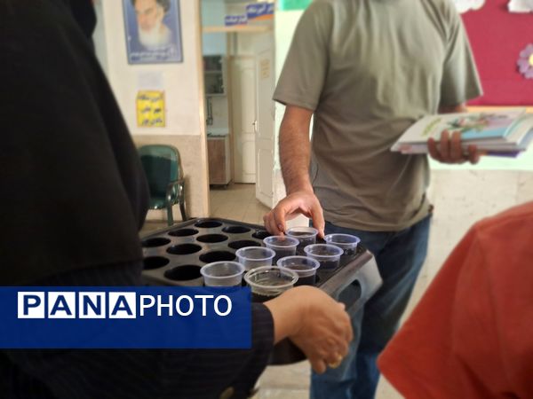 پروژه مهر در مدرسه مهرعلی نادیپور شهرستان بروجن 
