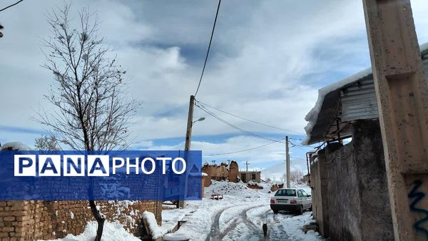 بارش اولین برف پاییزی در روستای نورآباد شازند