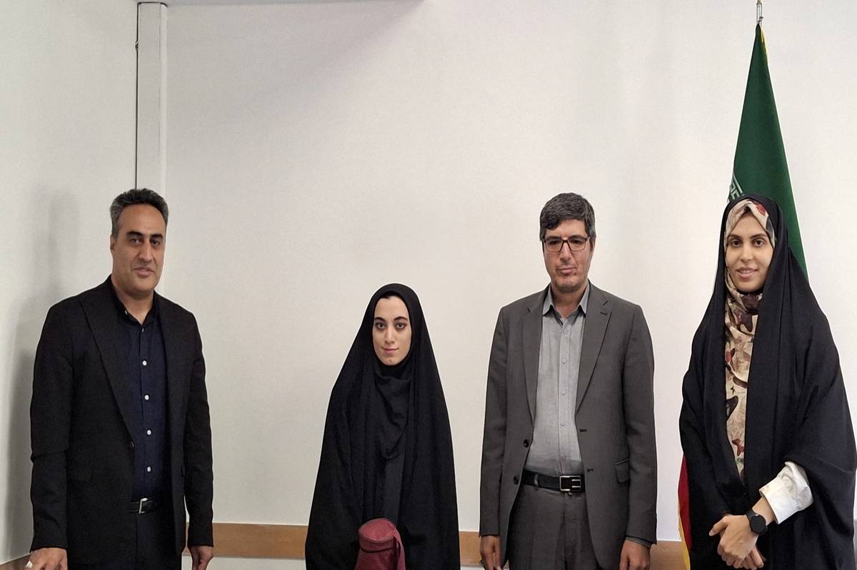 تجلیل از خبرنگاران پانا و اعضای سازمان دانش آموزی