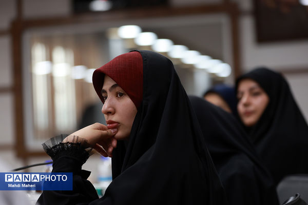 اولین نشست کارگروه تدوین سند دوازدهمین دوره مجلس دانش‌آموزی
