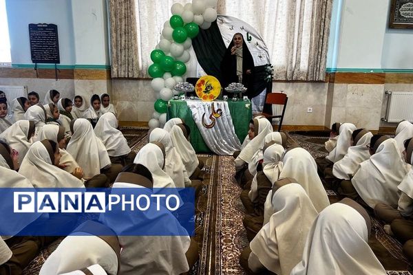 جشن میلاد مولود کعبه در دبستان  شهید بنی هاشمی رباط‌کریم