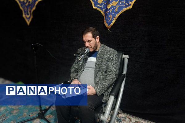 مراسم معنوی اعتکاف در مسجد اعظم حضرت ابوالفضل (ع) بهارستان دو