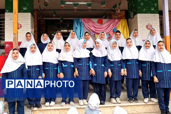 هنرنمایی دانش آموزان  مدرسه خواهران بابایی در روز دختر