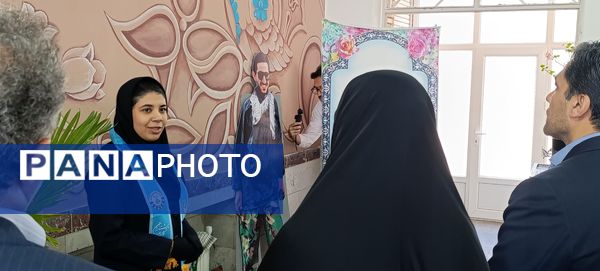 بازدید مدیرکل امور شاهد وزارت آموزش و پرورش از دبیرستان شاهد زینبه