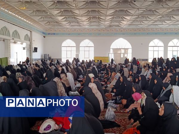 نماز جمعه در شهرستان کاشمر 