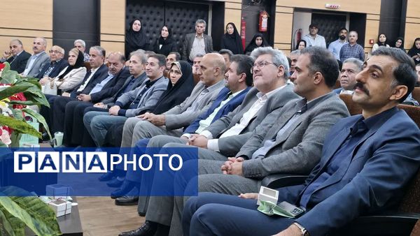 رونمایی از نخستین فرش صادراتی شهریار در اولین همایش بزرگ اندیشه