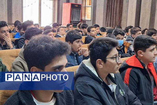 برگزاری همایش‌ هدایت تحصیلی،در قرچک 