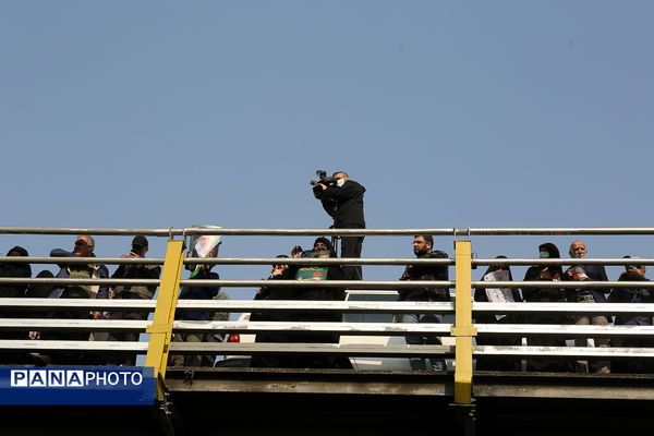 تشییع پیکر مطهر ۱۰۰ شهید گمنام