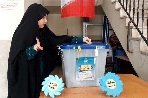 حضور پرشور مردم مشهد پای صندوق انتخابات ریاست‌جمهوری 