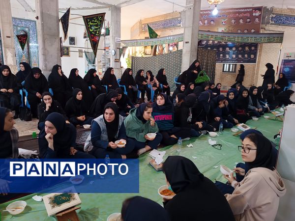 برگزاری برنامه‌ ویژه، به مناسبت ایام فاطمیه در امامزاده نیار اردبیل