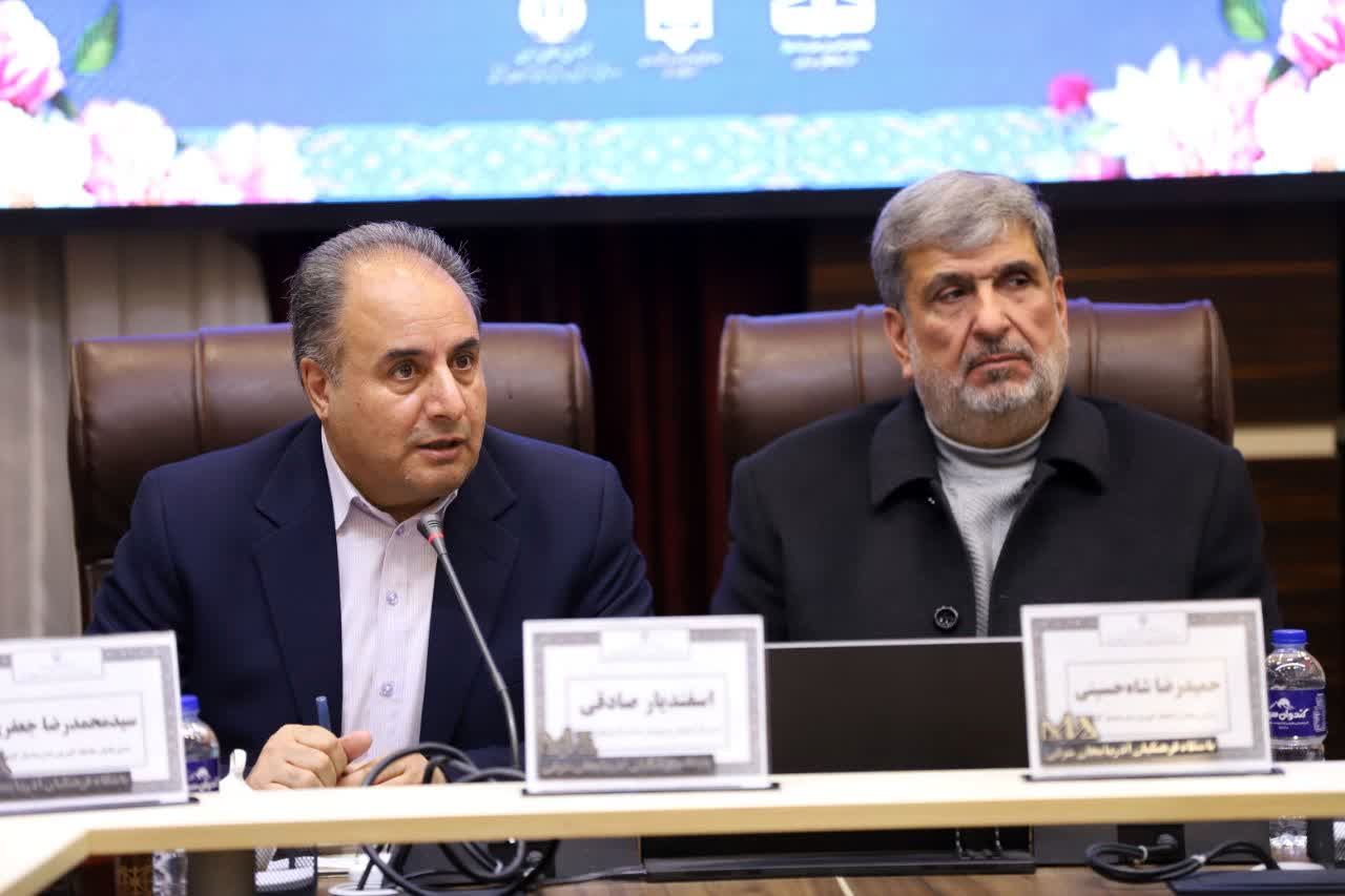 مدیران، سنگرداران اصلی پویش به‌ساز مدرسه هستند