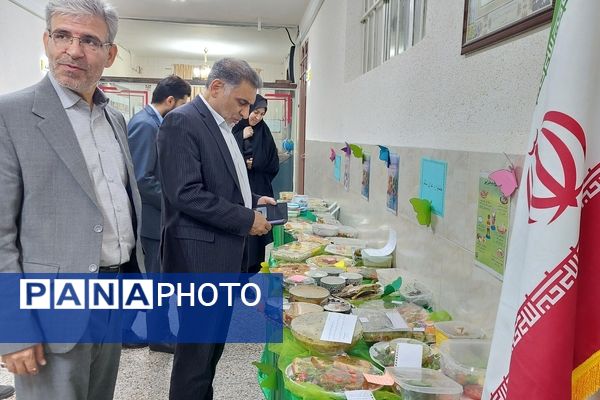 افتتاح اتاق بهداشت و روز جهانی غذا در دبستان شهیده کفاش ناحیه ۶ مشهد مقدس