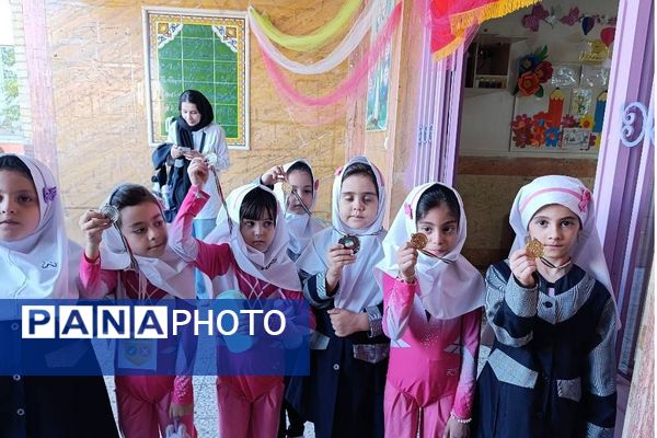 برگزاری المپیاد ورزشی در مدارس ناحیه دو شهرری 