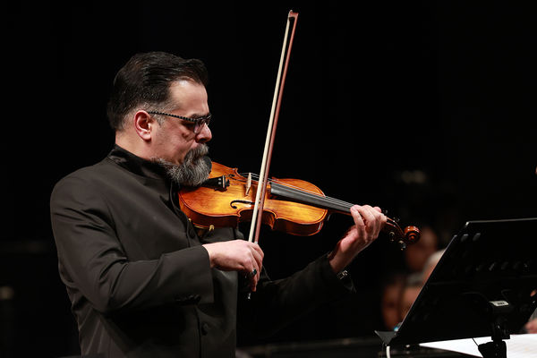 ارکستر سمفونیک تهران به رهبری «پانیذ فریوسفی»