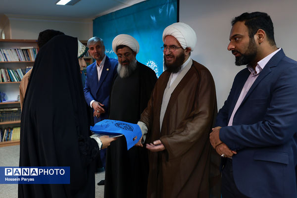 آیین تجلیل از برگزیدگان طرح ملی صبح رویش