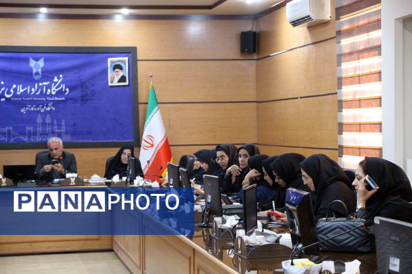 نشست خبری رئیس دانشگاه آزاد اسلامی یزد با اصحاب رسانه