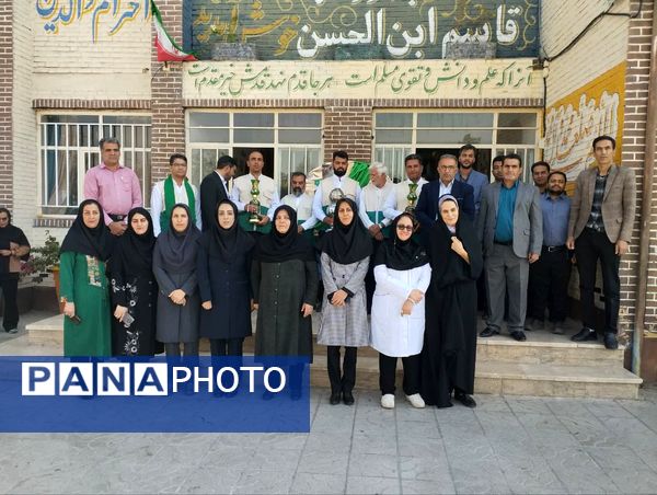 حضور خادمان حرم حرم امام رضا (ع) در دبستان حضرت قاسم‌ابن‌الحسن یزد 