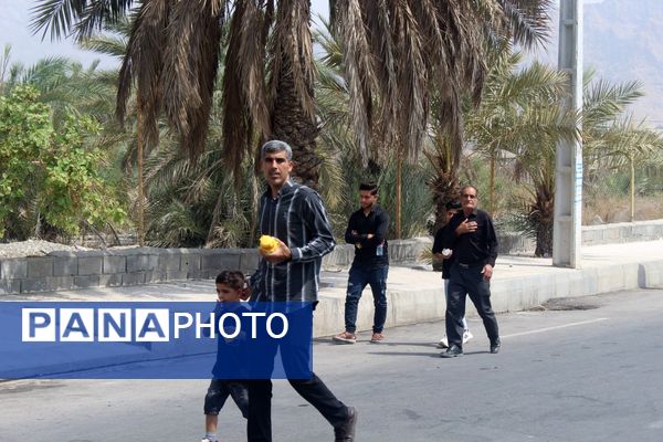 موکب پذیرایی مدافعان حریم ولایت در حاجی‌‌‌آباد