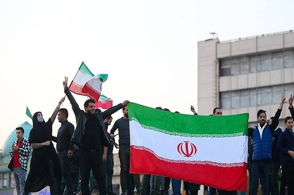 ملت ایران با اخلاص در جنگ آرمانی ایستادگی کردند