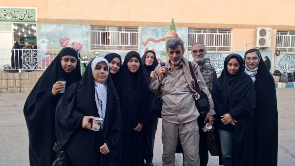 سفر دختران به سرزمین راز و نیاز؛ بازخوانی حماسه در قامت میراث‌داران نور