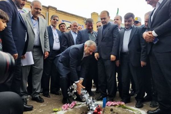 کلنگ‌زنی ۲ مدرسه در منطقه مهربان آذربایجان شرقی