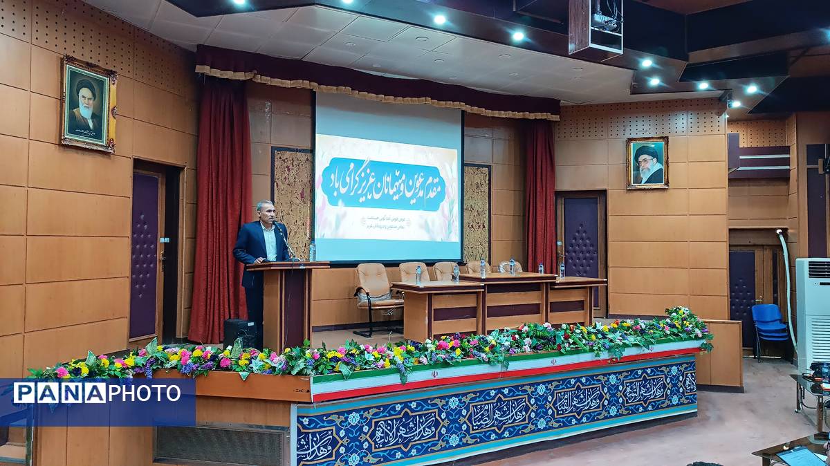 نشست بررسی ابعاد خودکشی و راهکارهای کاهش آن در کهگیلویه‌وبویراحمد