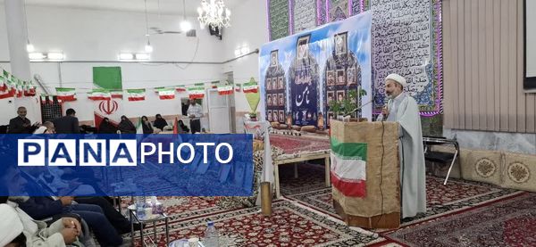 اولین نشست فعالان قرآنی، فرهنگی و هنری در روستای نامن شهرستان داورزن 