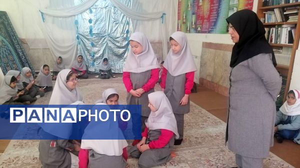 سلسله کارگاه‌های مهارت‌های زندگی در دبستان نیایش