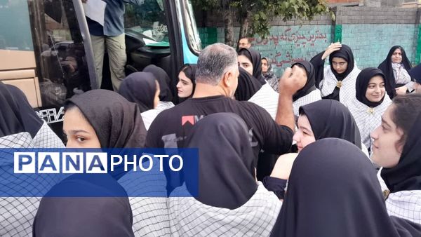 آیین بدرقه کاروان راهیان نور هنرستان بنت الزهرا هادی‌شهر 