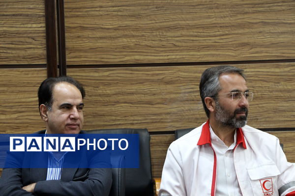 نشست مانور زلزله در فرمانداری یزد