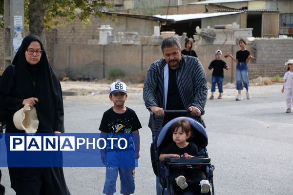 امروز خیابانهای شهر صفادشت، میزبان جاماندگان اربعین حسینی بود 