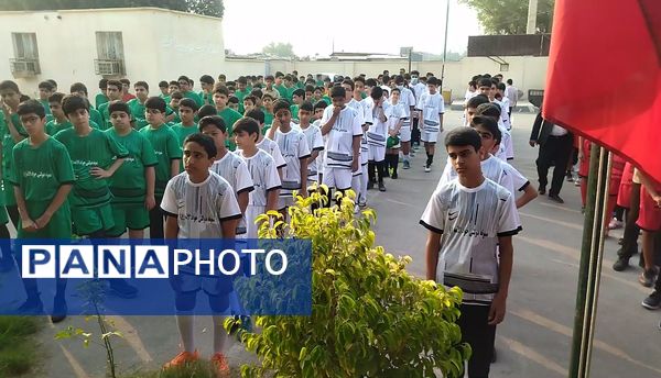 هفته تربیت‌بدنی و ورزش در صف صبحگاهی مدرسه جوادالائمه