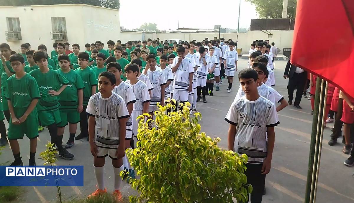 هفته تربیت‌بدنی و ورزش در صف صبحگاهی مدرسه جوادالائمه