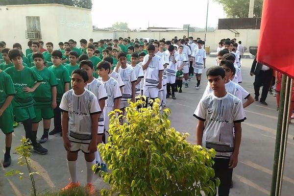هفته تربیت‌بدنی و ورزش در صف صبحگاهی مدرسه جوادالائمه