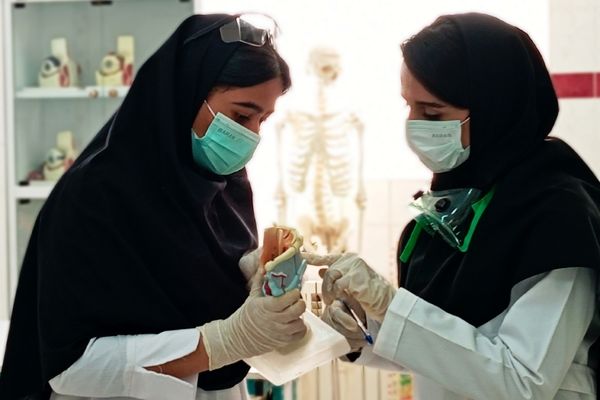 ۳۰ تیم دانش‌آموزی در مرحله استانی بیست و سومین دوره از مسابقات آزمایشگاهی به رقابت پرداختند