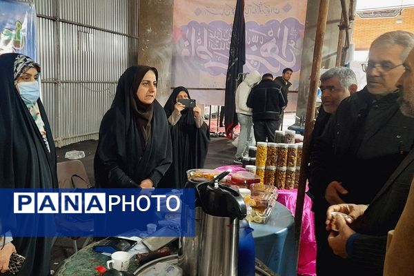 برپایی نمایشگاه دستاورهای دانش‌آموزان منطقه کهریزک 