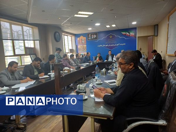 نشست جمع بندی بازدید‌های پروژه مهر از شهرستان‌های گرمه و جاجرم