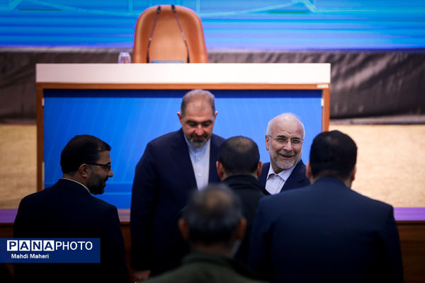 نشست خبری رئیس مجلس شورای اسلامی