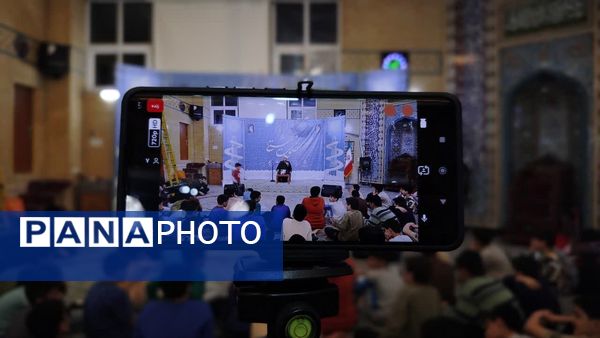 اعتکاف پسران نسل آفتاب