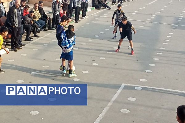  فینال المپیاد ورزشی درون مدرسه‌ای در دبیرستان بشارت بهارستان‌دو 