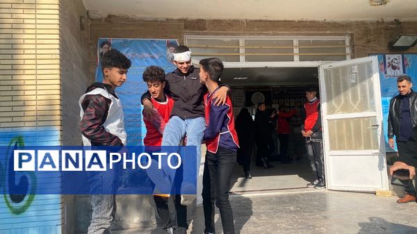 تمرین مقابله با بحران در هنرستان شهید باهنر باخرز