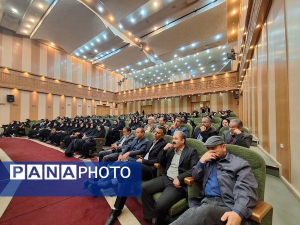 گردهمایی مدیران مدارس ناحیه ۴ و شورای اداری این ناحیه با خیریه صحیفه سجاد (ع) 